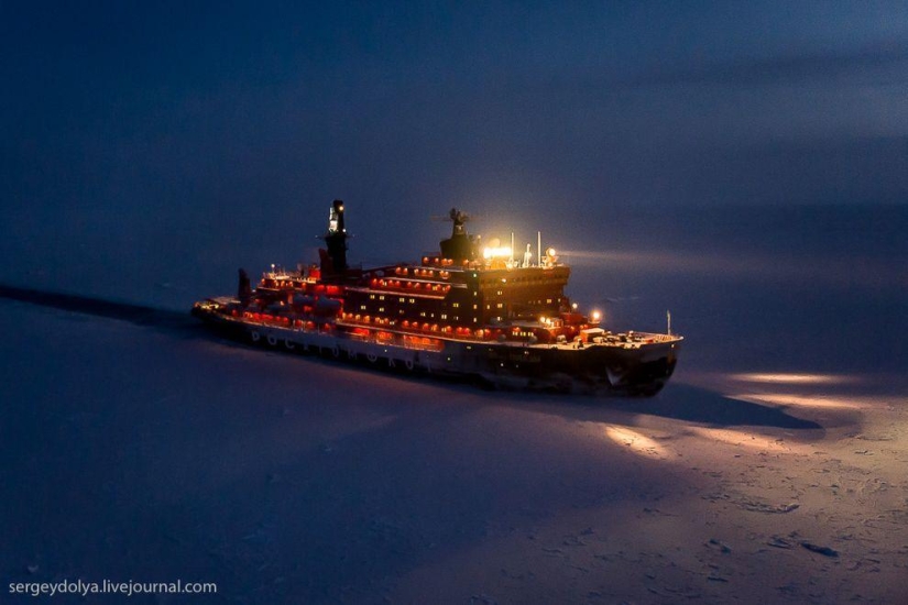 Unique photos of the icebreaker from the air at the Pole during the polar night