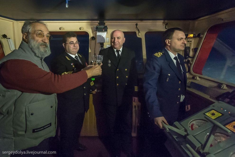 Unique photos of the icebreaker from the air at the Pole during the polar night