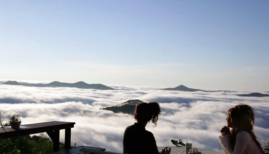 Unkai Terrace - a magical place above the clouds