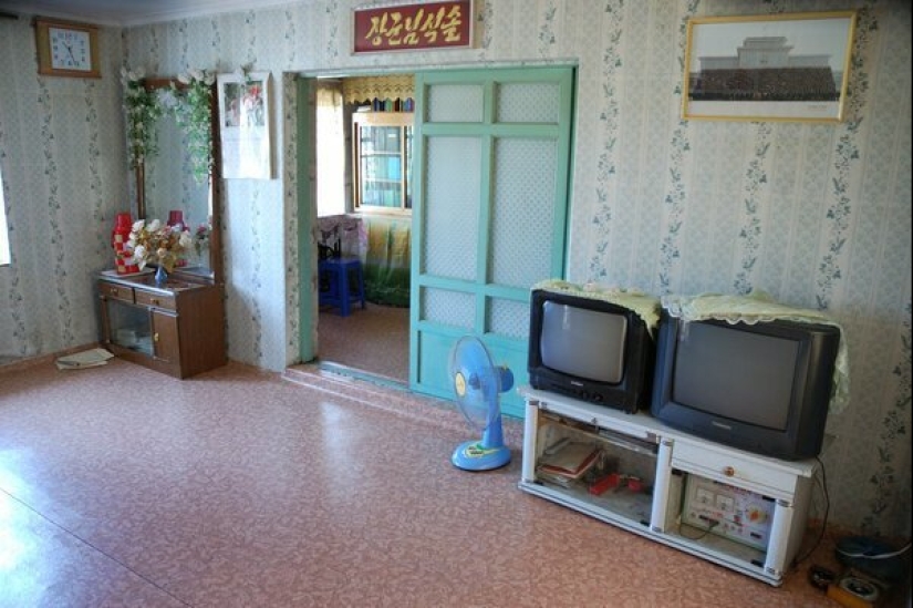 Vacío, simplicidad y pobreza: 16 fotos reales de apartamentos de norcoreanos