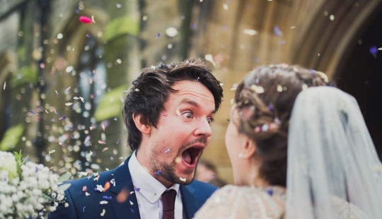 Venta de cucharas, bragas y novias: 15 formas extraordinarias de "vencer" a una boda
