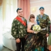 Vestido de camuflaje, boinas y chalecos: una boda al estilo de las Fuerzas Aerotransportadas tuvo lugar en Omsk