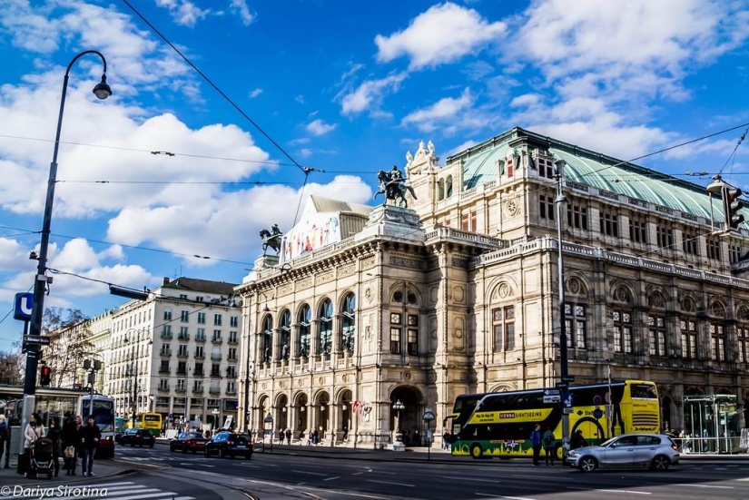 Vienna: Mandatory Program