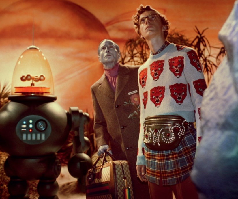 Vintage aliens and dinosaurs in the new crazy Gucci ad