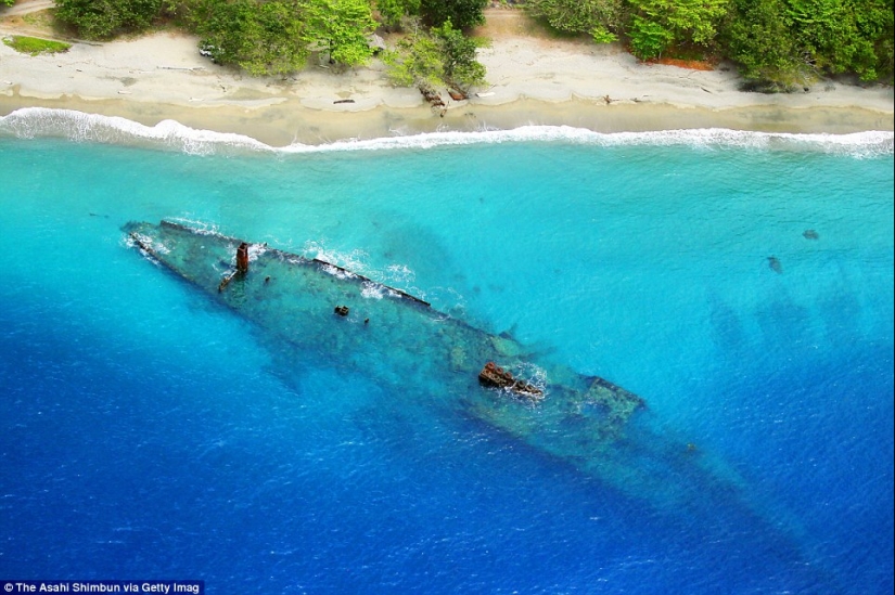 War Machines of the Second World War, lost on distant islands in the Pacific Ocean