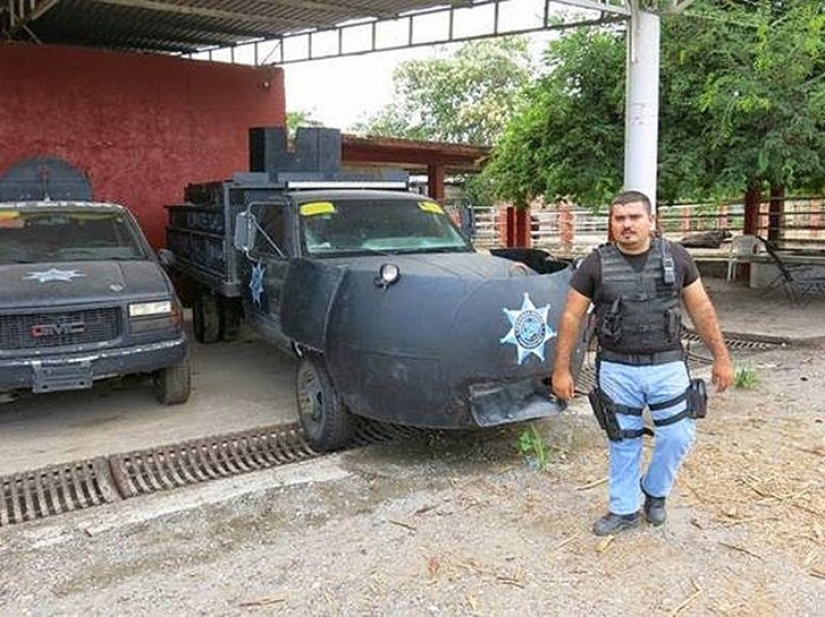 &quot;War Machines&quot; of the Mexican Drug War