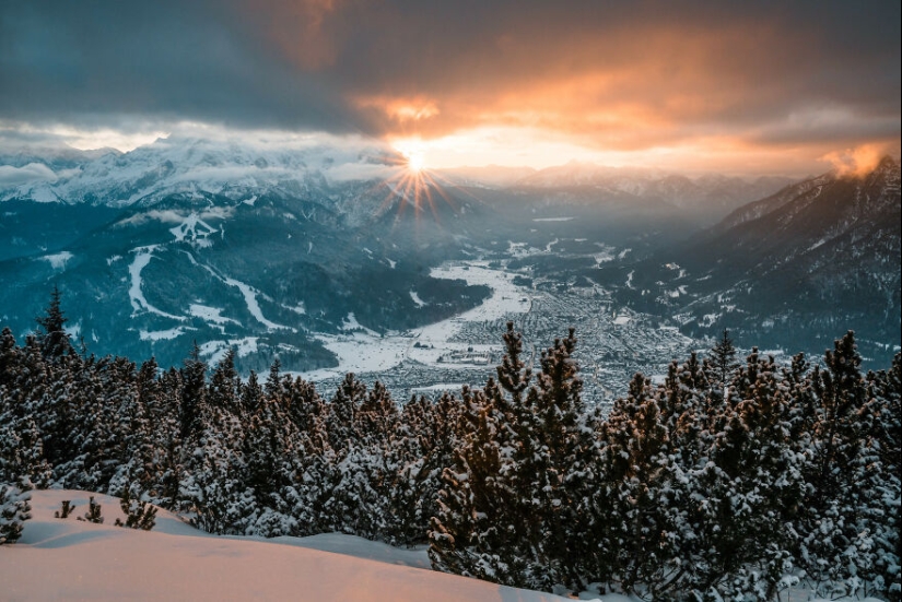 We Accomplished Our Goal Of Hiking 15 Peaks In One Year, And Here Are 39 Of My Favorite Landscape Shots Captured