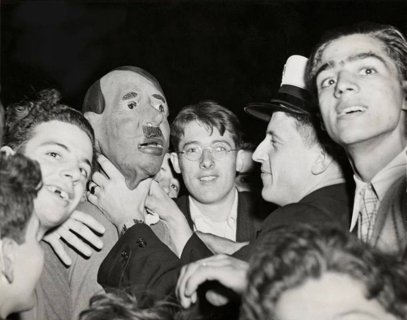 Weegee is a master of criminal photography