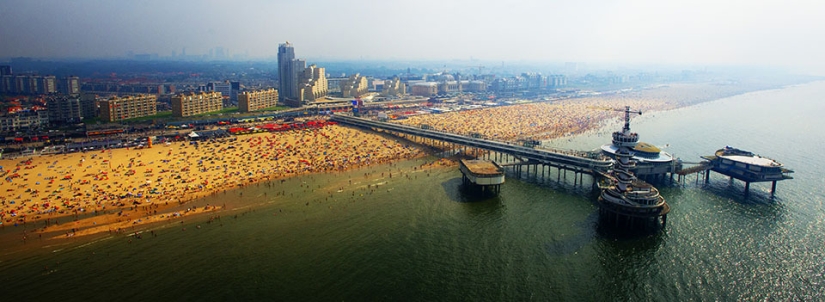 What beach Holland looks like from a bird&#39;s eye view
