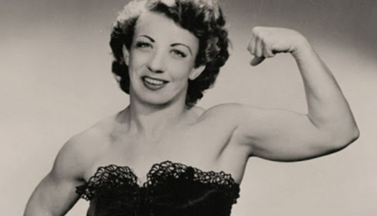 What did the first female bodybuilders of the early XX century look like