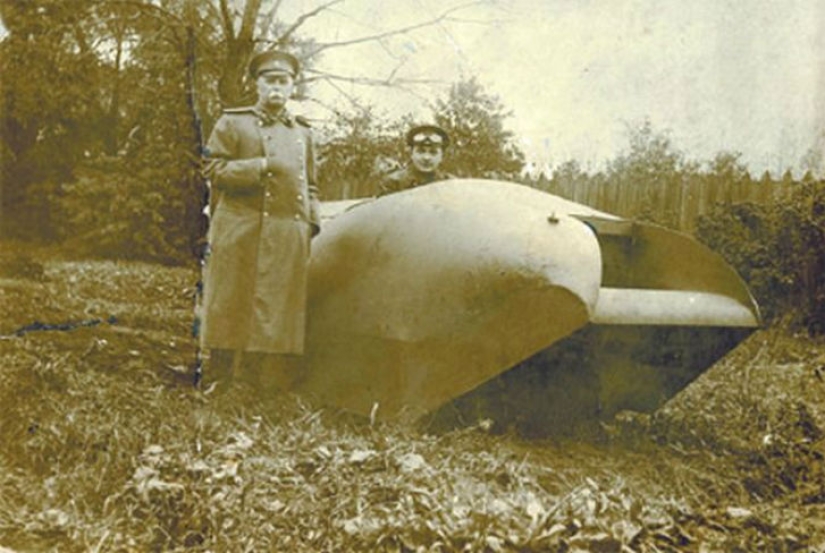 What did the first Russian tank &quot;Vezdekhod&quot; look like?