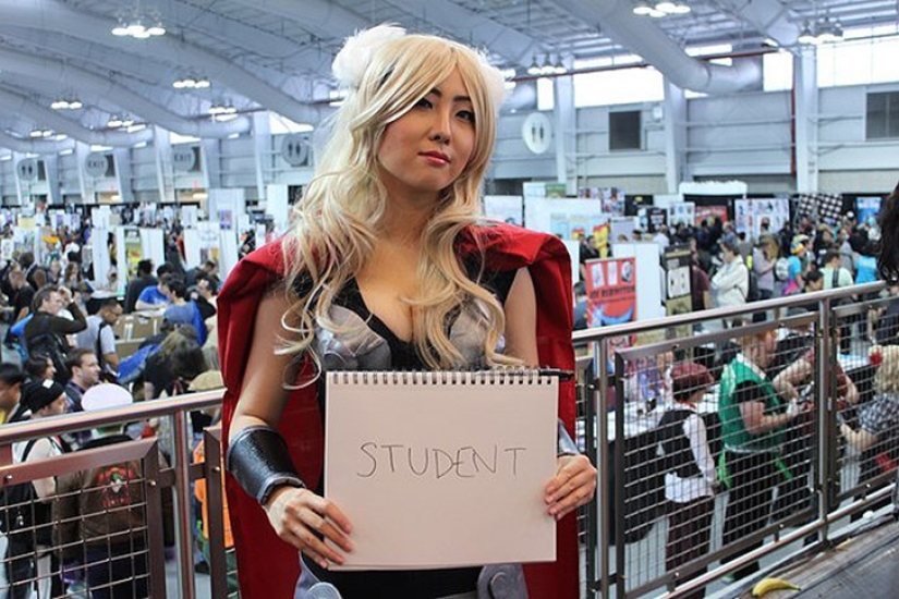 What do cosplayers really do?