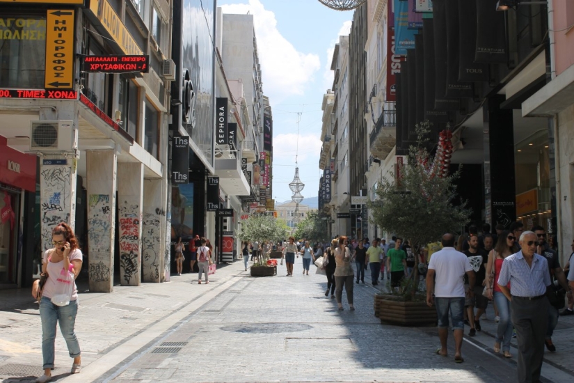 What Ermou looks like today, once the most fashionable street in Greece
