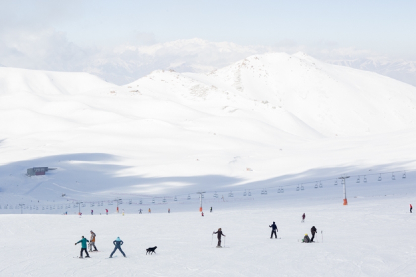 What happens at ski resorts in Iran