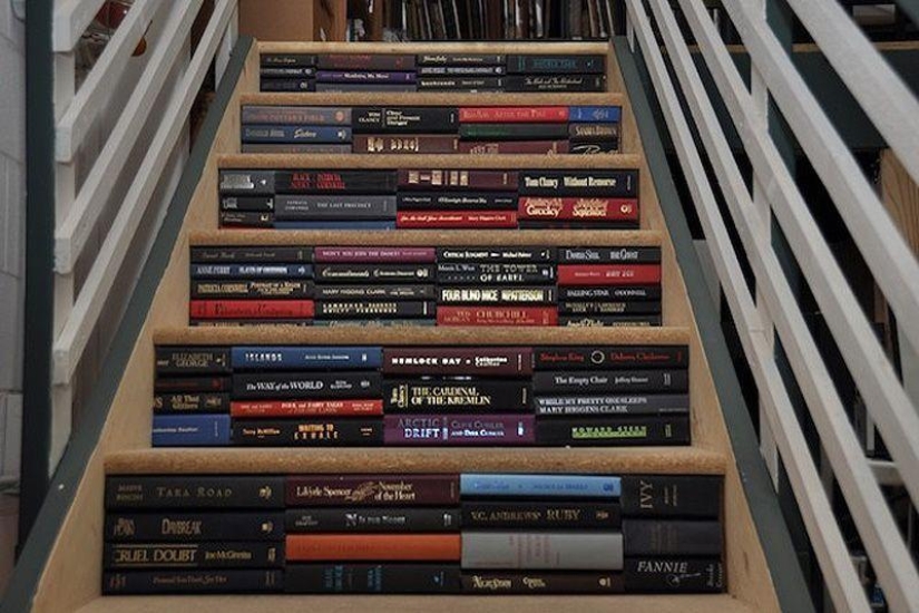 What should be in the dream house of any book lover
