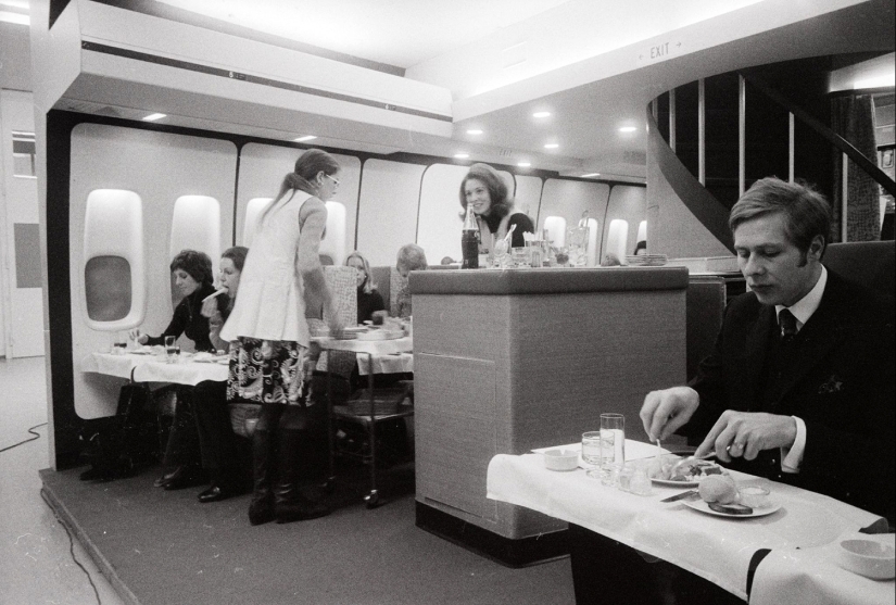 What the business class of a Swiss airline looked like in the 60s