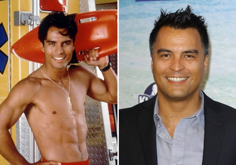 What the characters of the TV series &quot;Baywatch&quot; look like 27 years later