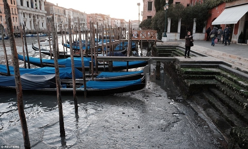 Where did the water from the canals in Venice go