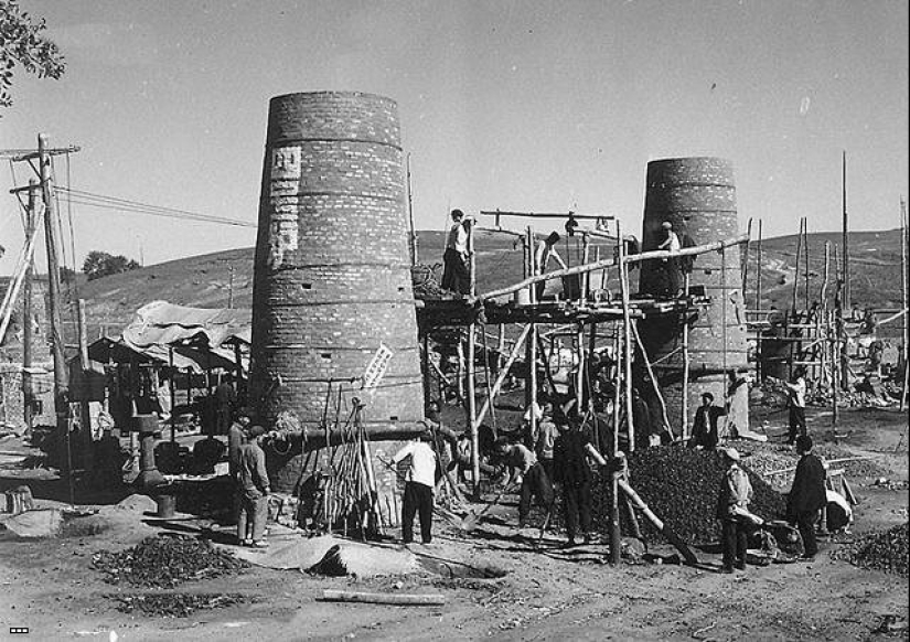 Who were the Red Guards of the Cultural Revolution Pictolic