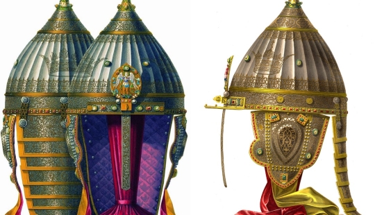Why is a quote from the Koran forged on the helmet of Alexander Nevsky