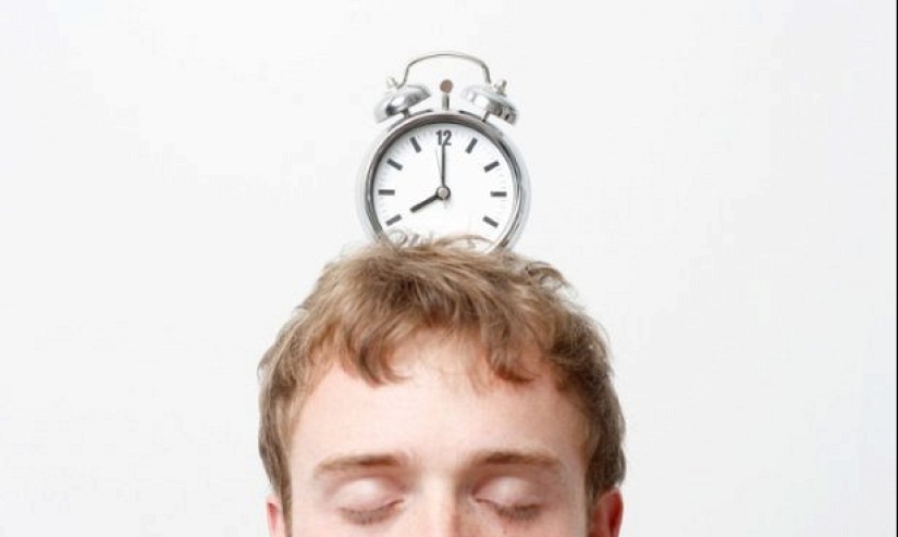 Why sleeping 8 hours is good and 6 hours is bad: a scientific explanation of the phenomenon of sleep