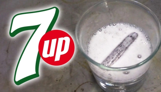 Why was lithium added to 7UP soda?