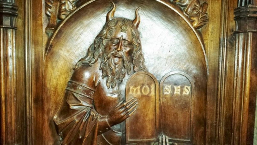 Why was the prophet Moses depicted earlier with horns on his head?