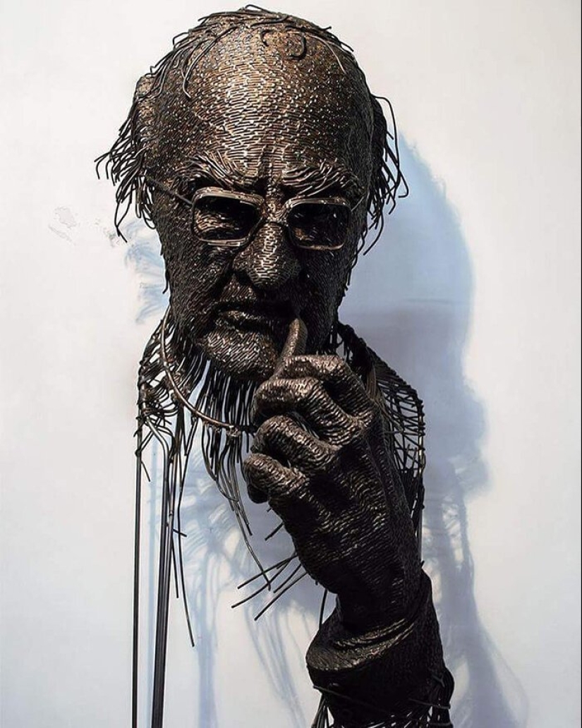 Wire sculpture Darius Hulea