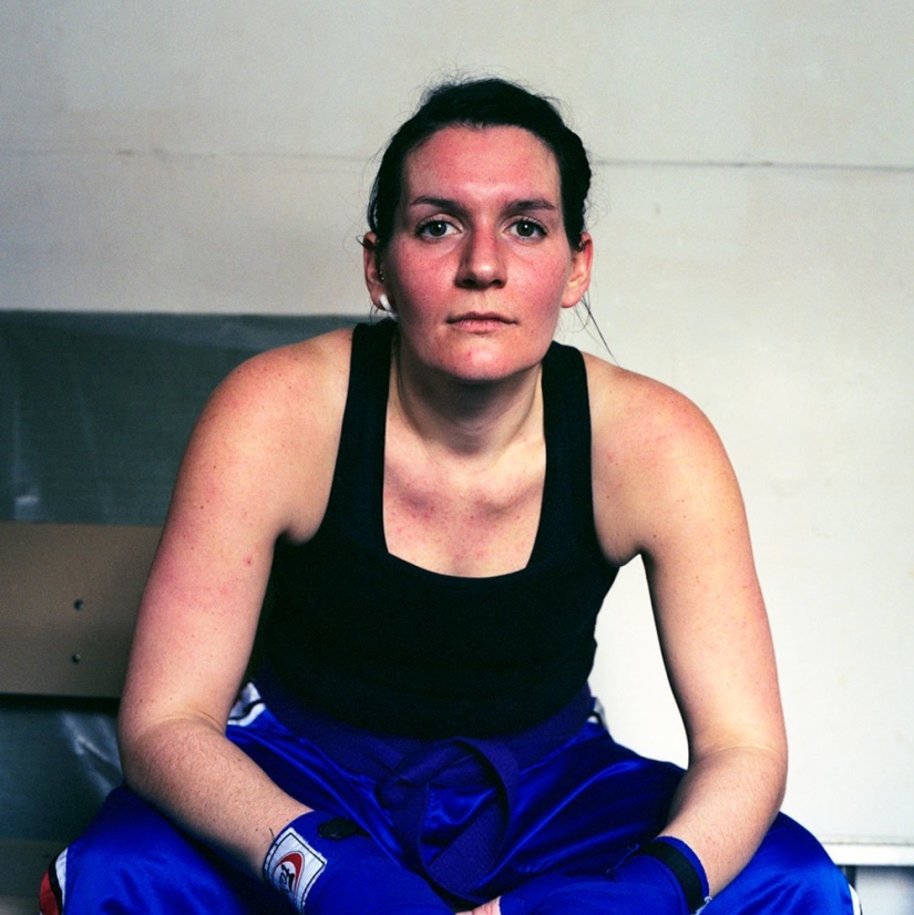&quot;Women with fists&quot;: Kickboxers after the fight