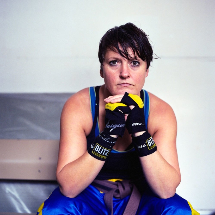 &quot;Women with fists&quot;: Kickboxers after the fight