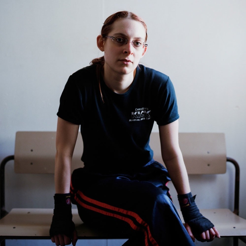 &quot;Women with fists&quot;: Kickboxers after the fight