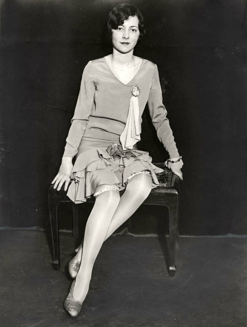 Women's legs in retro photos