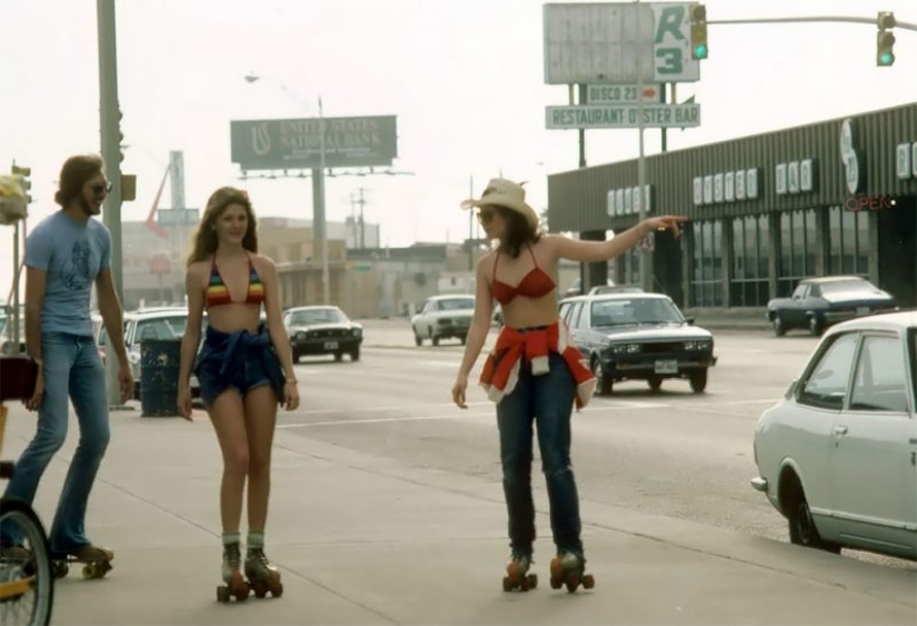 Young American women on the beaches of Texas in the 80s