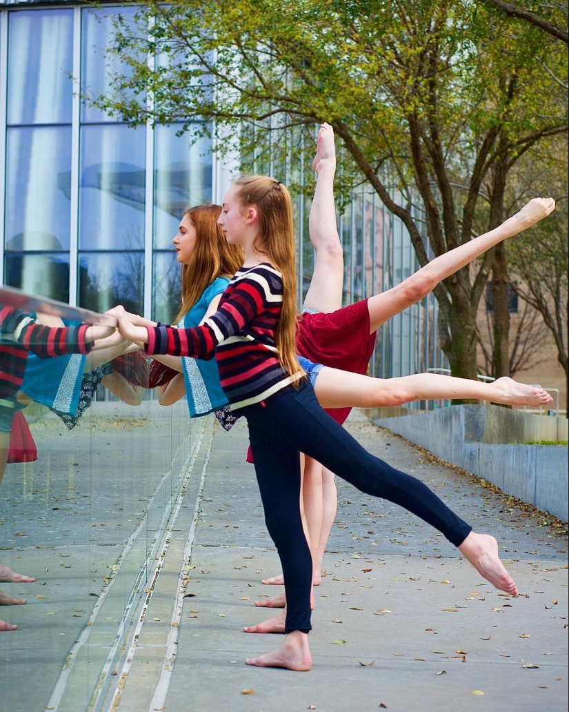 Young ballerinas on the streets of Dallas