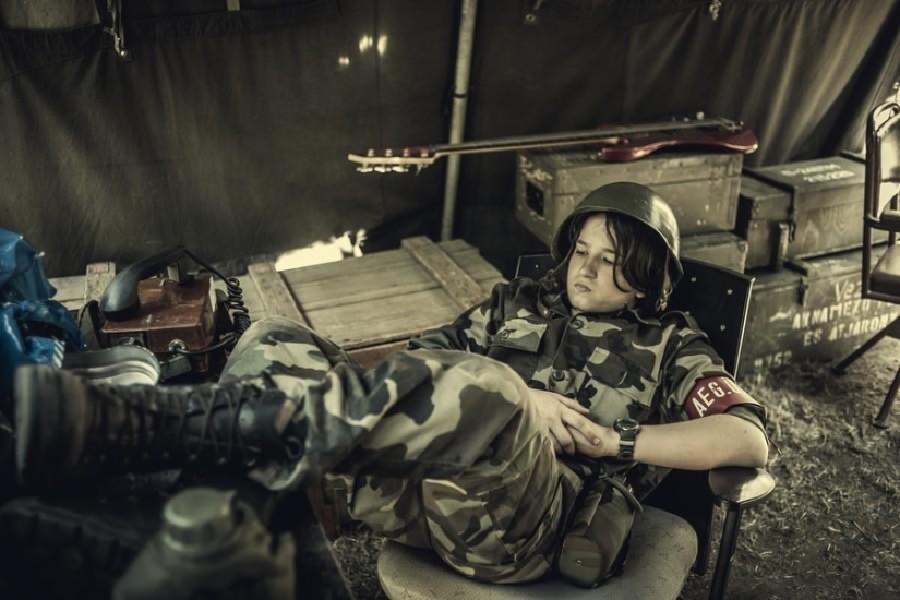 Young Hungarian patriots in a military camp