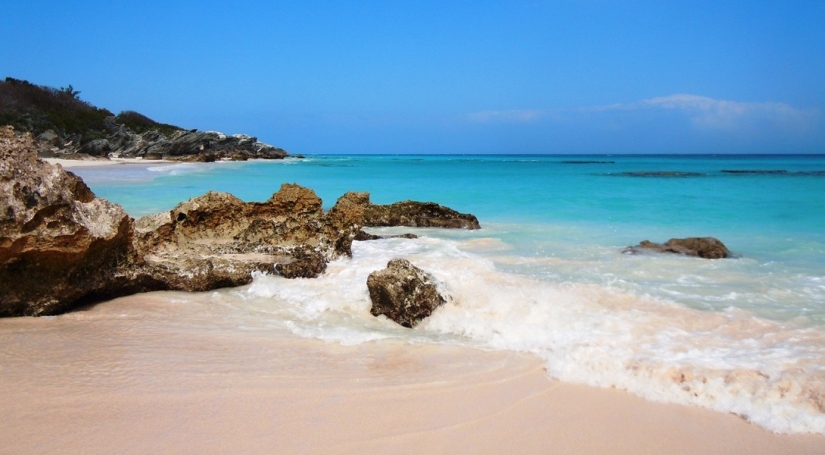 10 beaches where you can do without pink glasses