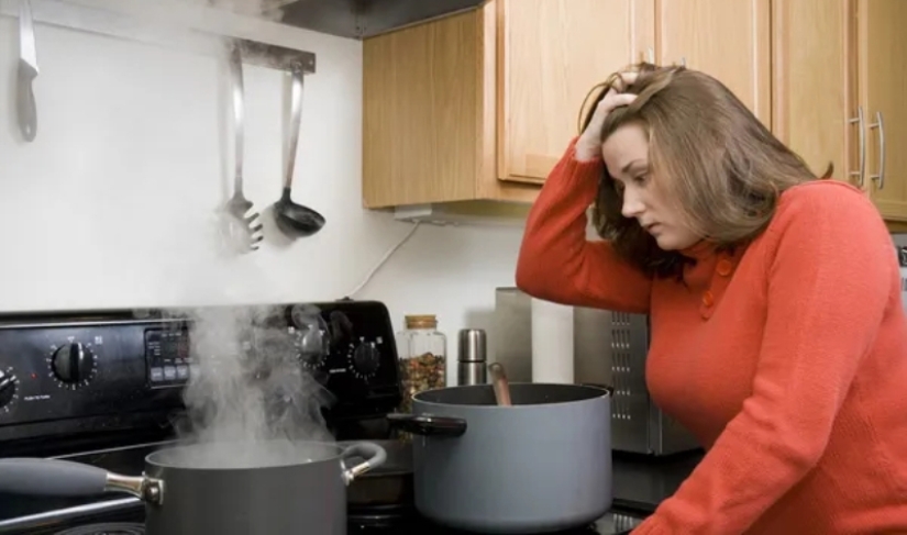 10 Cooking Habits That Can Ruin Your Health