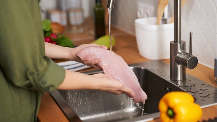 10 Cooking Habits That Can Ruin Your Health