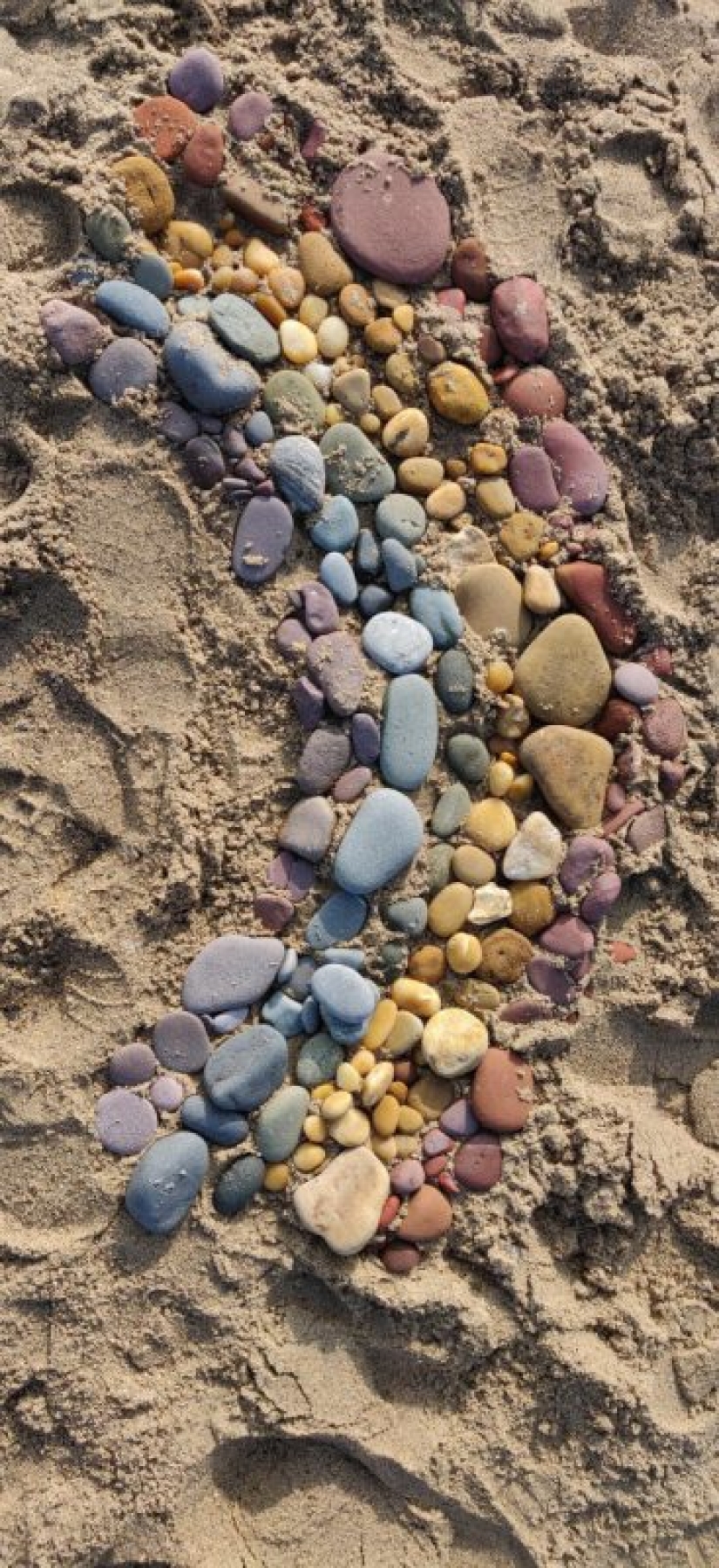 10 cosas fuera de lo común encontrado en las playas en diferentes partes del mundo