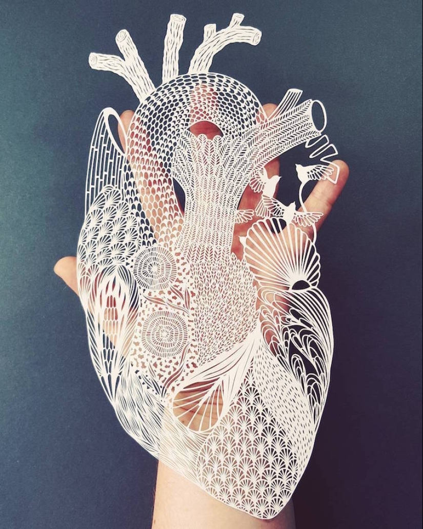 10 geniuses who cut amazing masterpieces out of paper