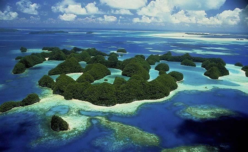 10 Islas solitarias con la naturaleza virgen