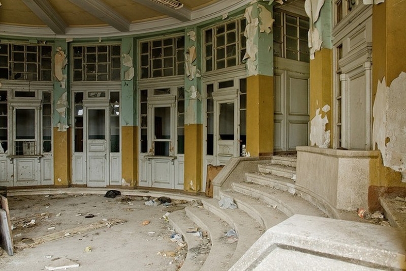 10 lugares abandonados por la gente