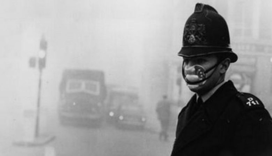 10 photos of the Great Smog in London