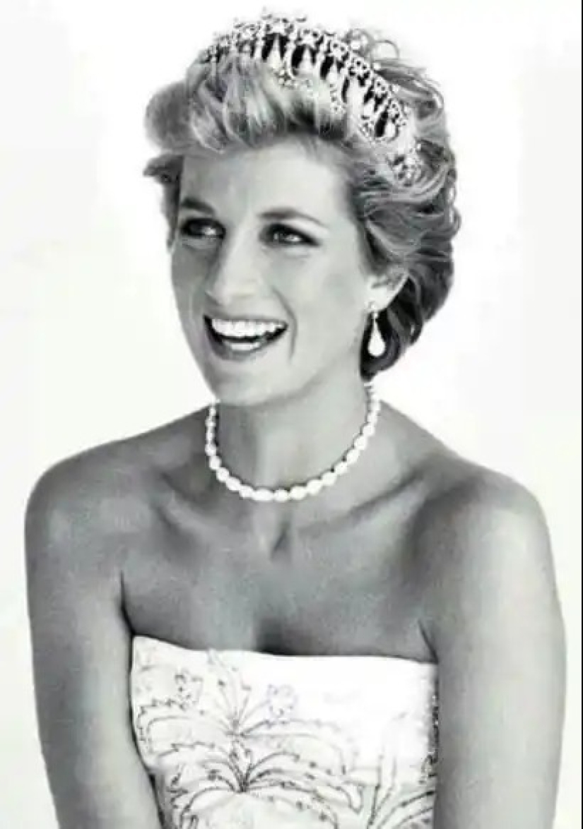 10 Rare Photos of Princess Diana