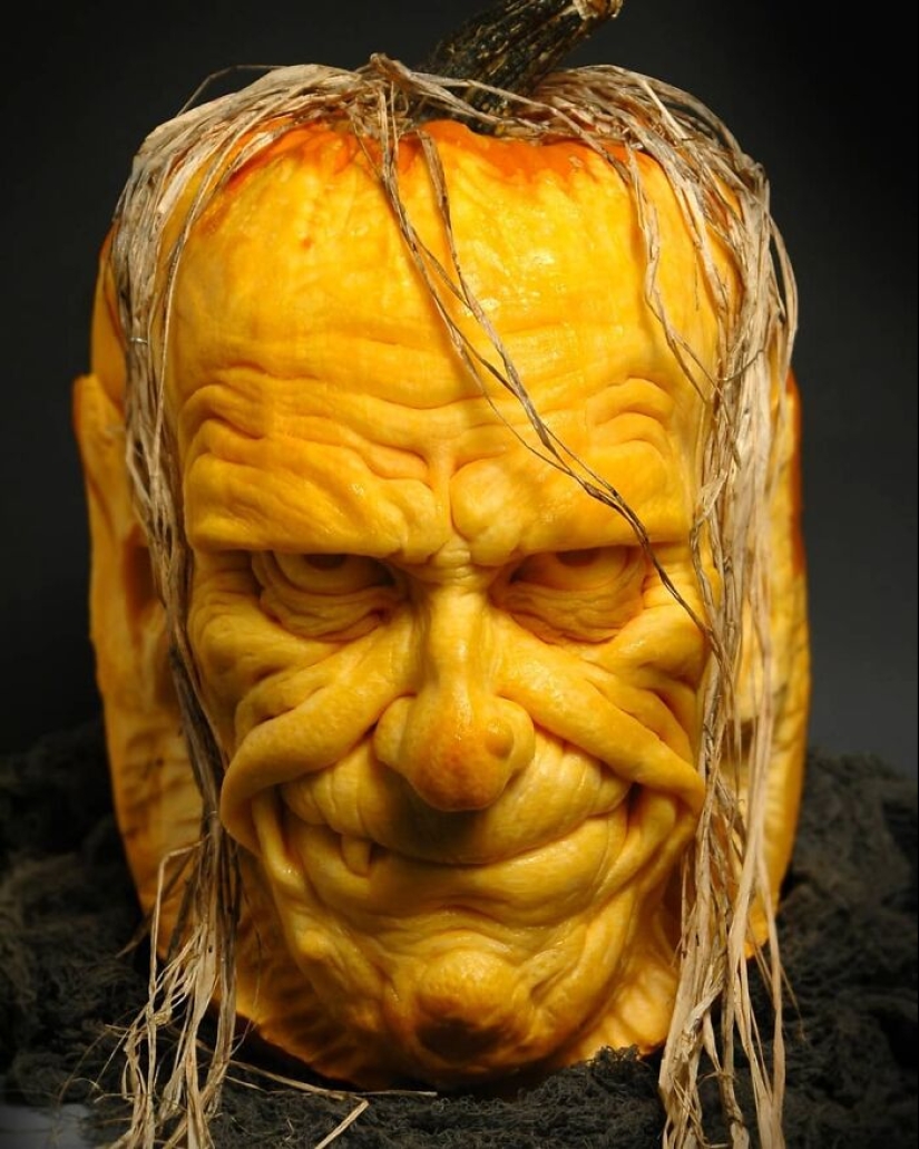 10 Times People Took Halloween Pumpkin Carving To A Whole New Level