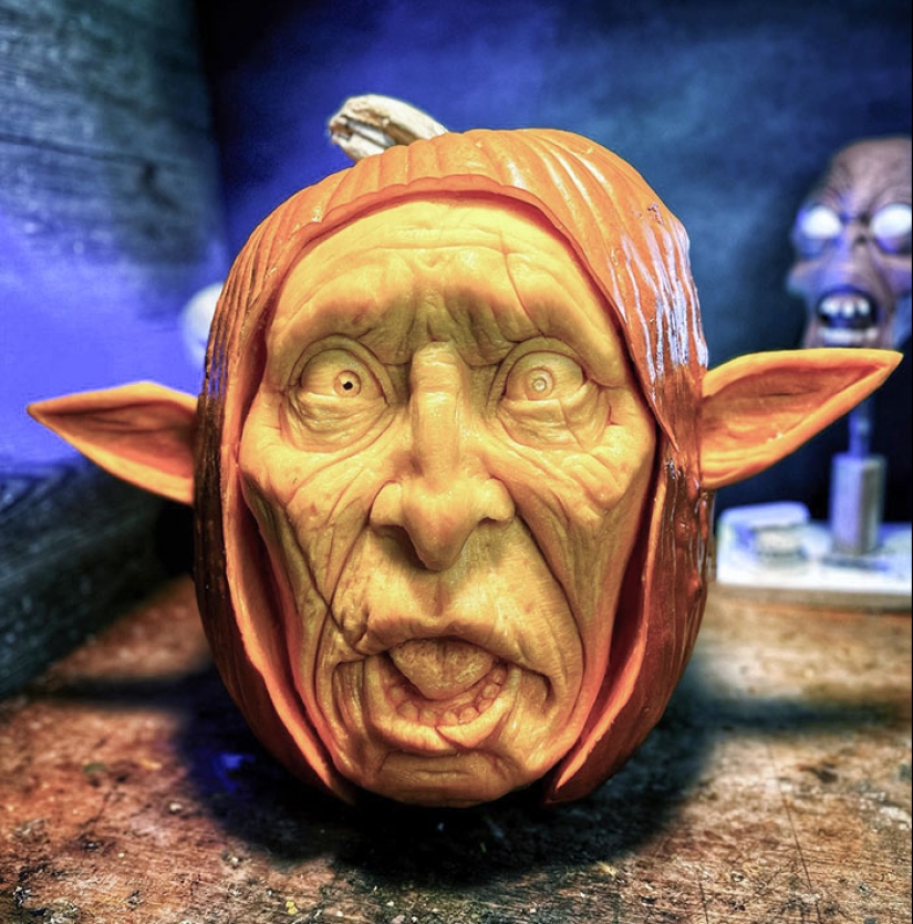 10 Times People Took Halloween Pumpkin Carving To A Whole New Level