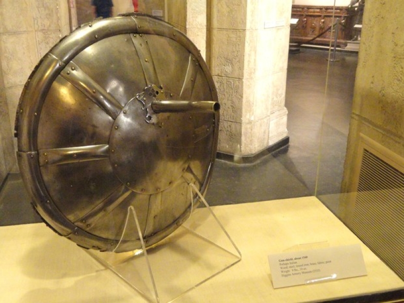 10 types of unusual weapons of the Middle Ages