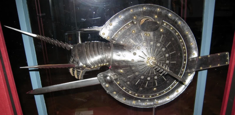 10 types of unusual weapons of the Middle Ages