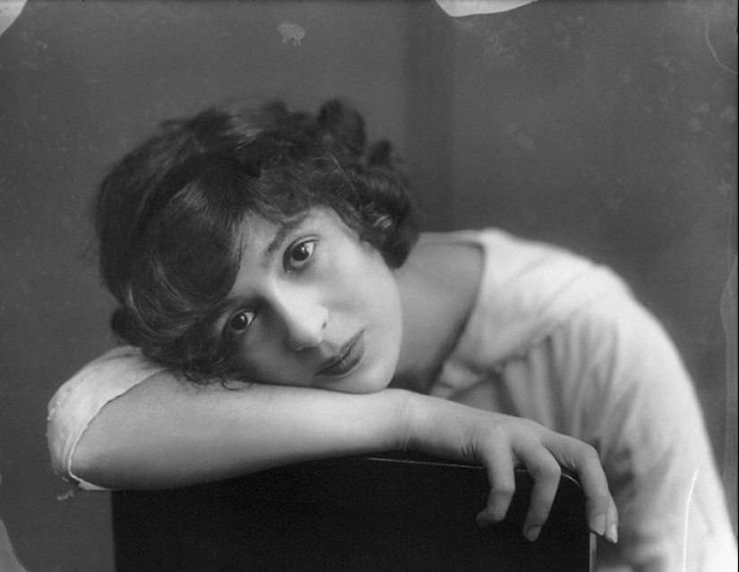 11 most beautiful women of the early 20th century