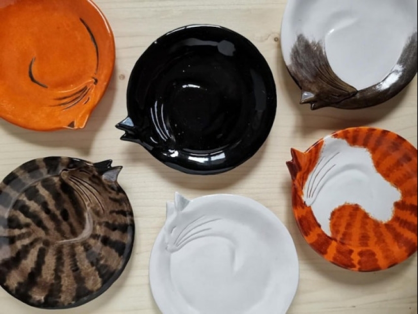 12 hermosos platos decorativos en forma de gatos ceñidos